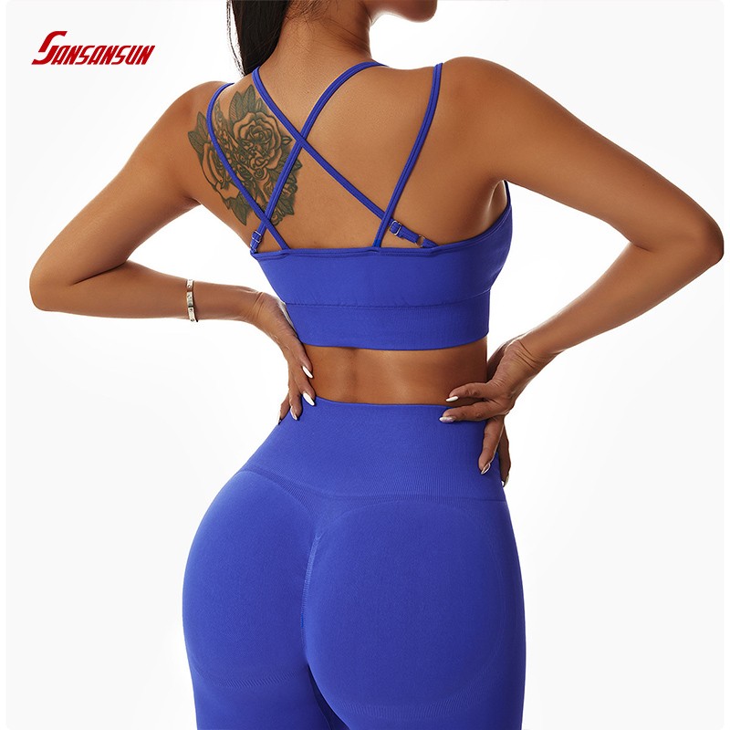 seamless sports bra