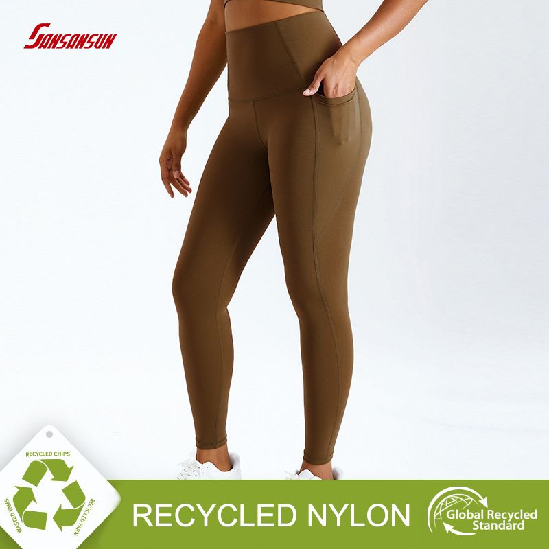 wome's workout legging with pockets